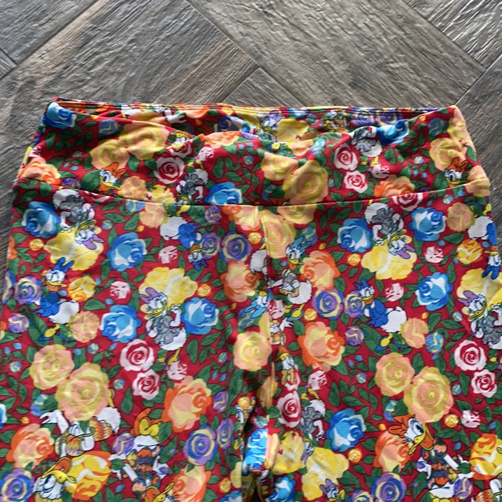LulaRoe Daisy Duck Leggings - Picture 3 of 5